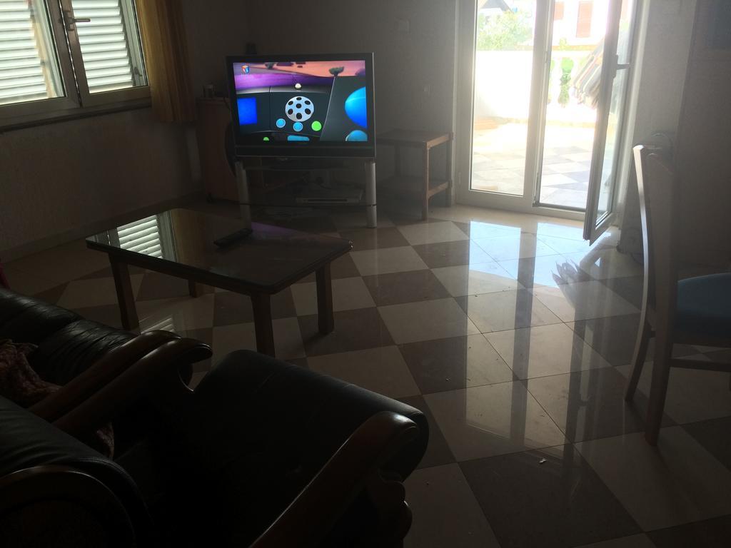 Dragica Apartments Vrsi Luaran gambar