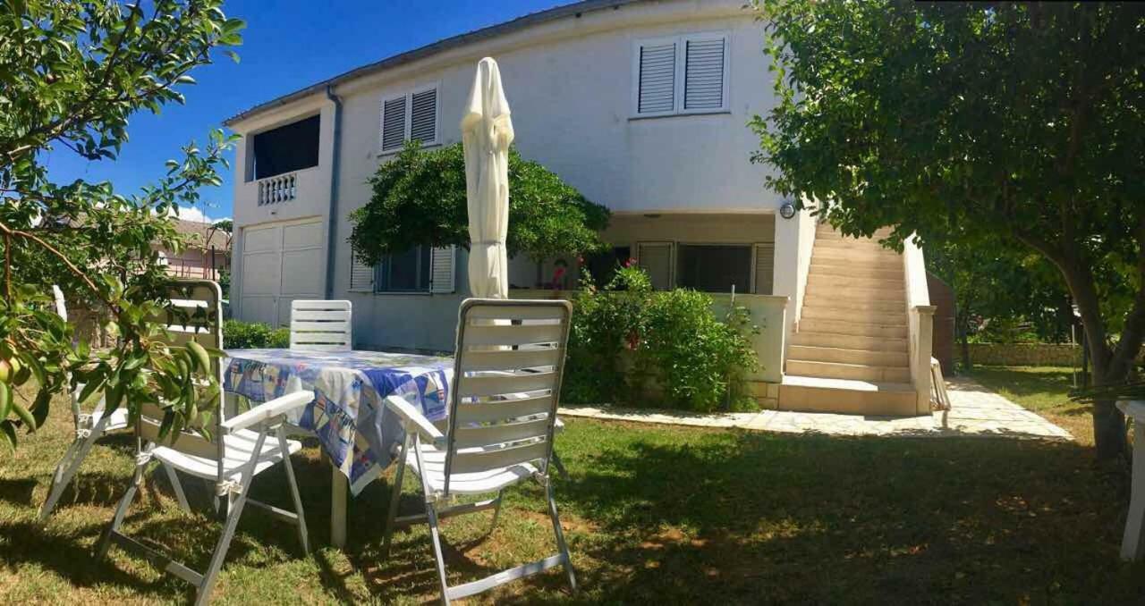 Dragica Apartments Vrsi Luaran gambar